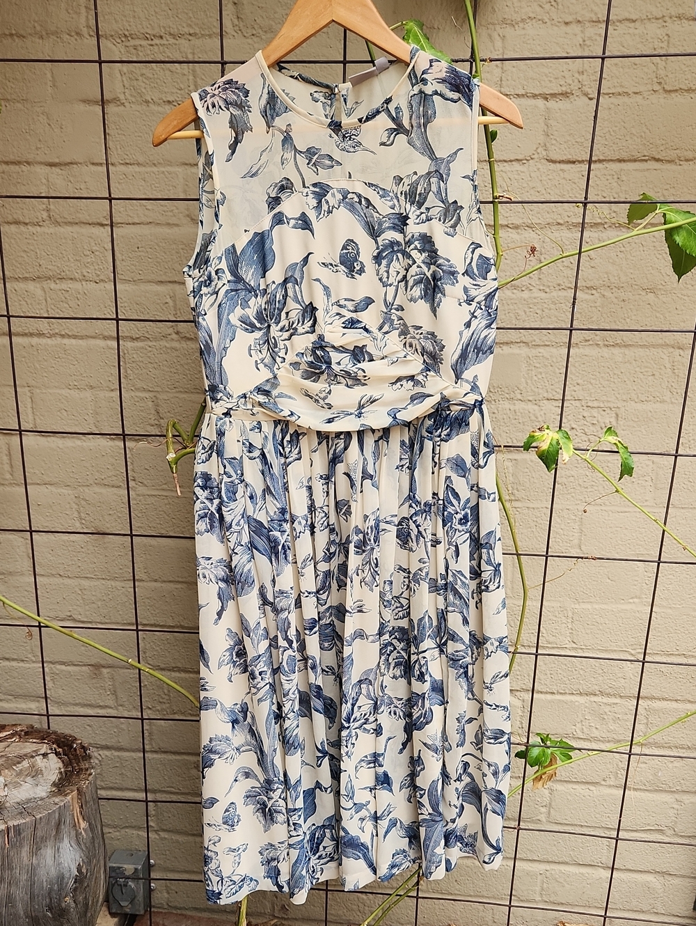 ASOS Blue Floral Sleeveless Midi Dress - Women's Size 8